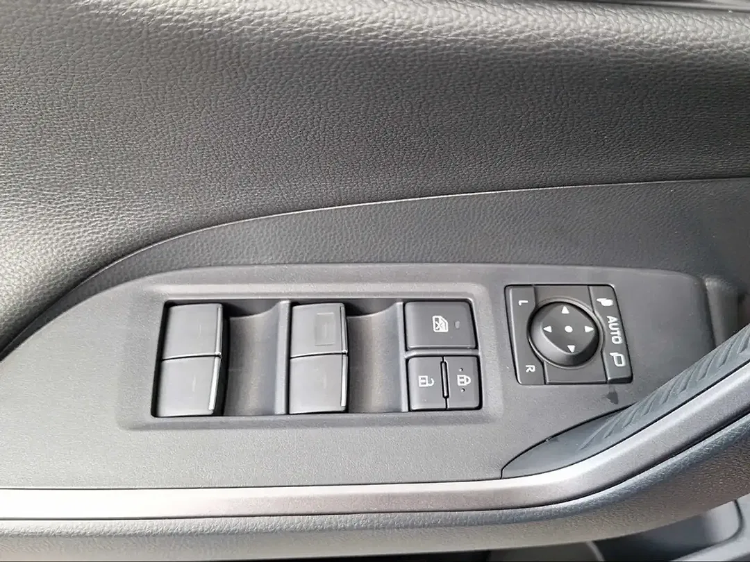Toyota RAV 4 PHEV 4x4 GR Sport - Thumbnail 11