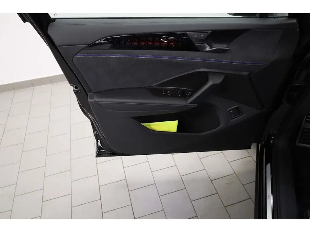 Volkswagen Tayron 1.5 eHybrid R-Line Black Style - Thumbnail 13