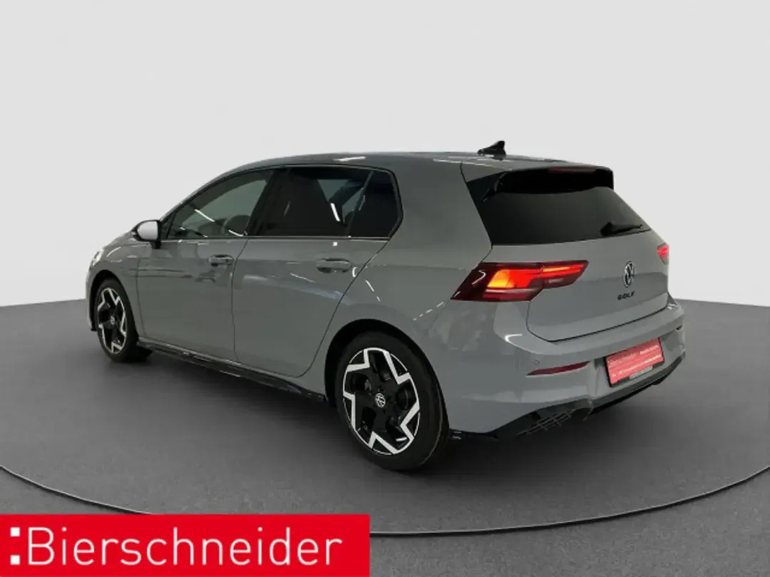 Volkswagen Golf 1.5 eTSI DSG R-Line Black Style - Thumbnail 4