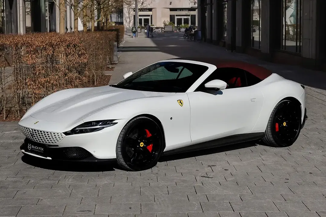 Ferrari Roma Spider - foto 1