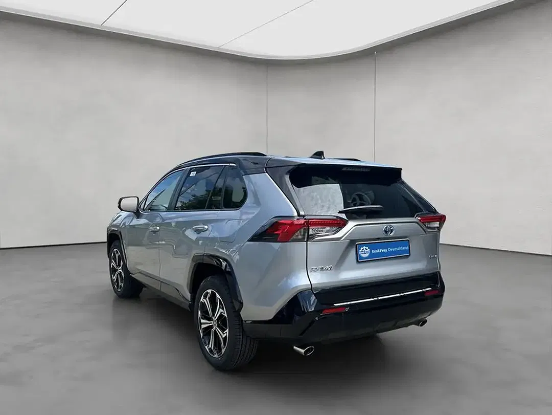 Toyota RAV 4 PHEV 4x4 Style - Thumbnail 3