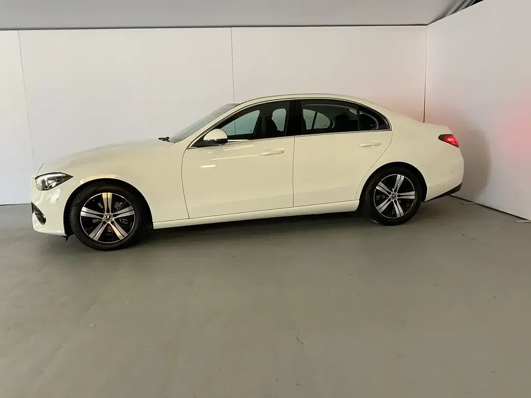 Mercedes-Benz C 180 Avantgarde - foto 2