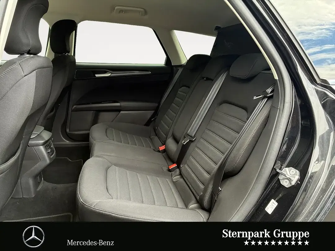 Ford Mondeo 2.0 Hybrid Titanium - Thumbnail 13