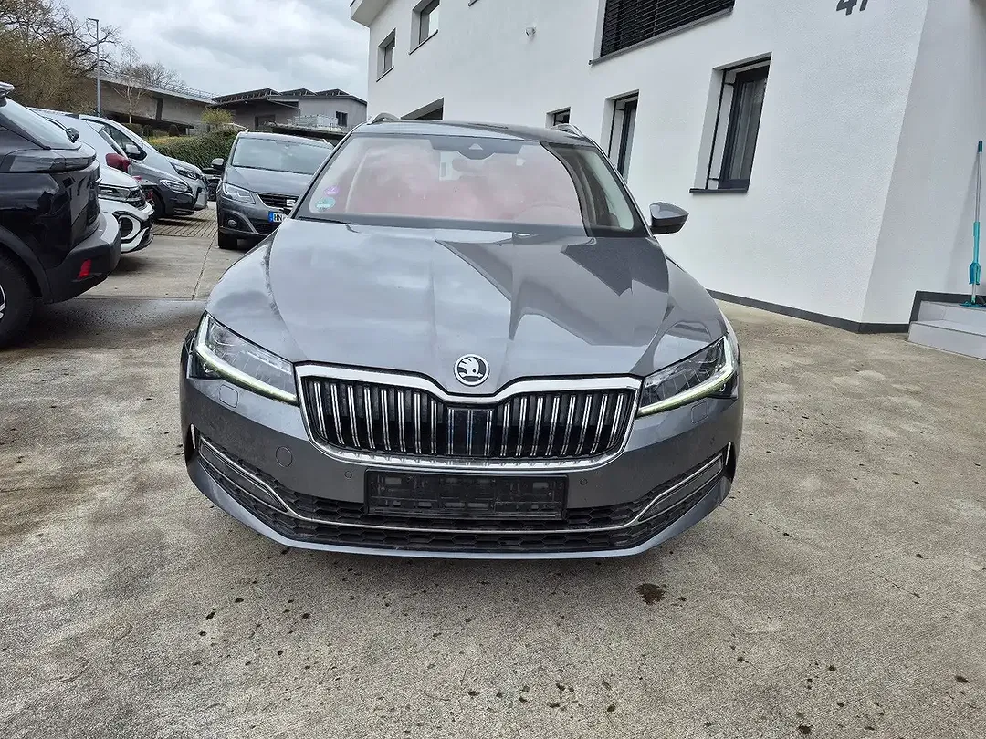 Skoda Superb AUT Combi Style - foto 1