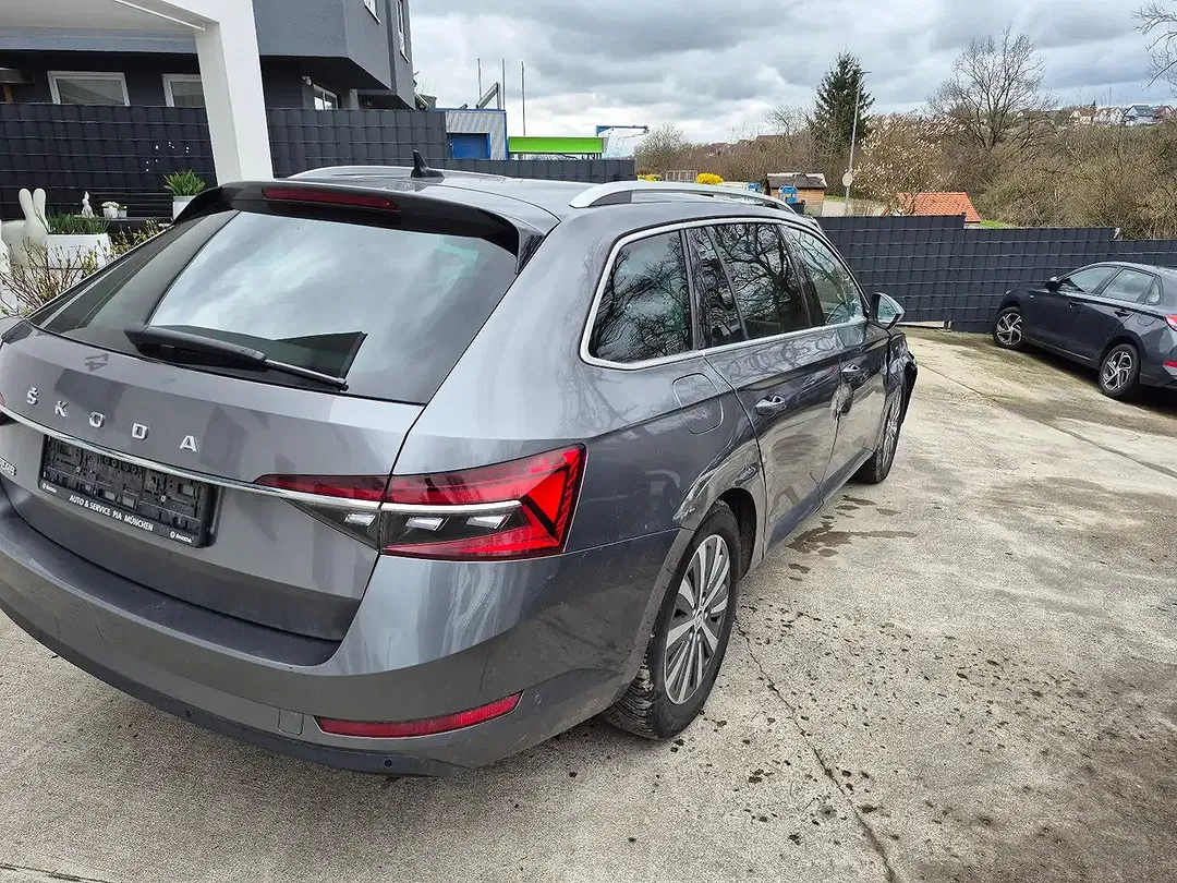 Skoda Superb AUT Combi Style - Thumbnail 11