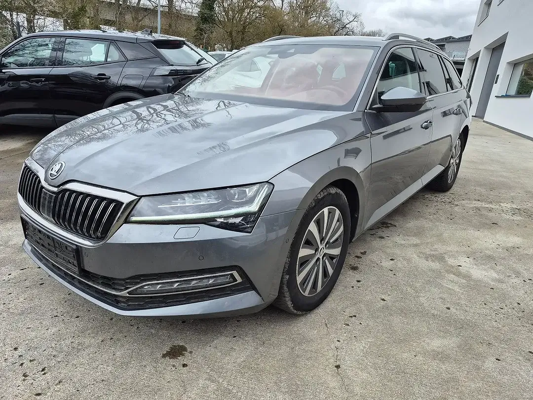 Skoda Superb AUT Combi Style - foto 2
