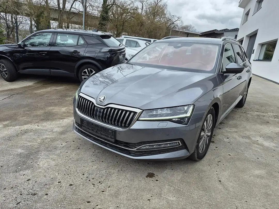 Skoda Superb AUT Combi Style - foto 25