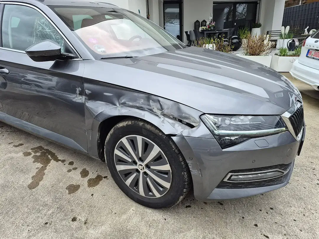 Skoda Superb AUT Combi Style - Thumbnail 9