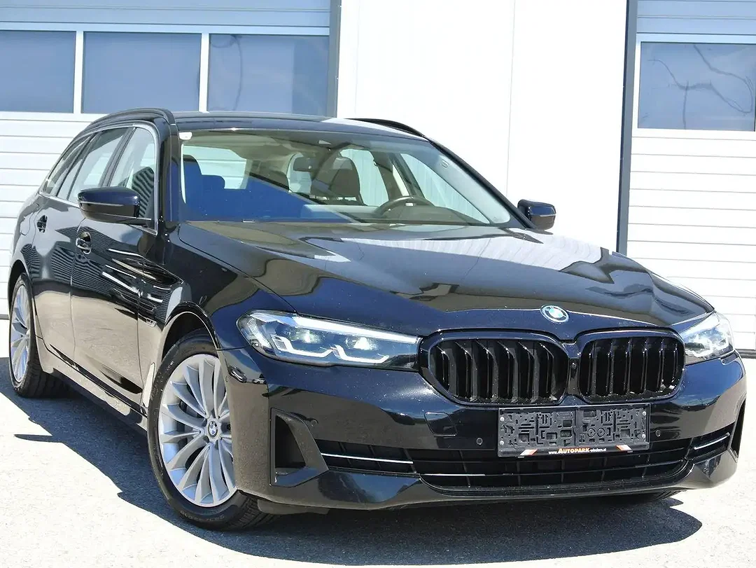 BMW 530 AUT xDrive Touring - Afbeelding 1
