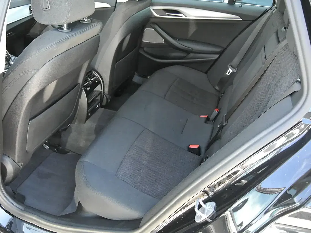 BMW 530 AUT xDrive Touring - Thumbnail 10