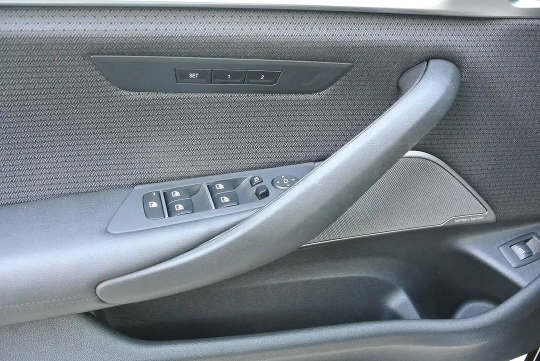 BMW 530 AUT xDrive Touring - Thumbnail 12