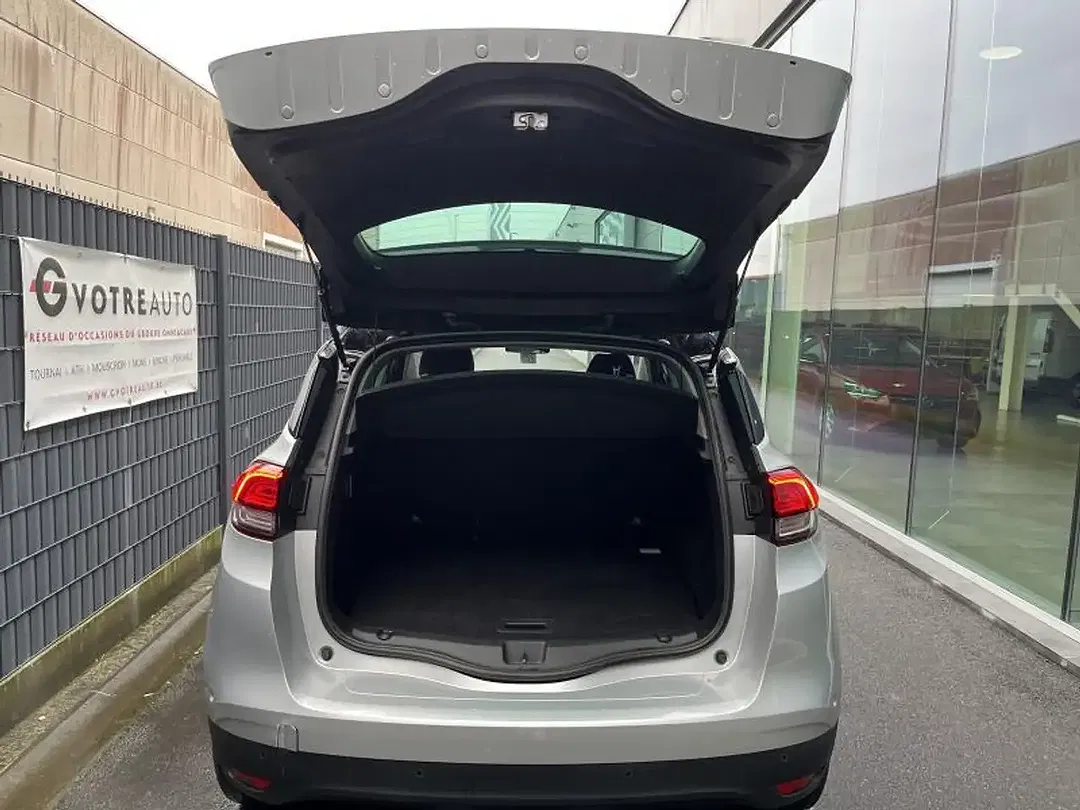 Renault Scenic TCe Limited - Thumbnail 9