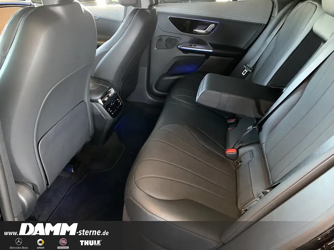 Mercedes-Benz EQE SUV 350 4MATIC - Thumbnail 12