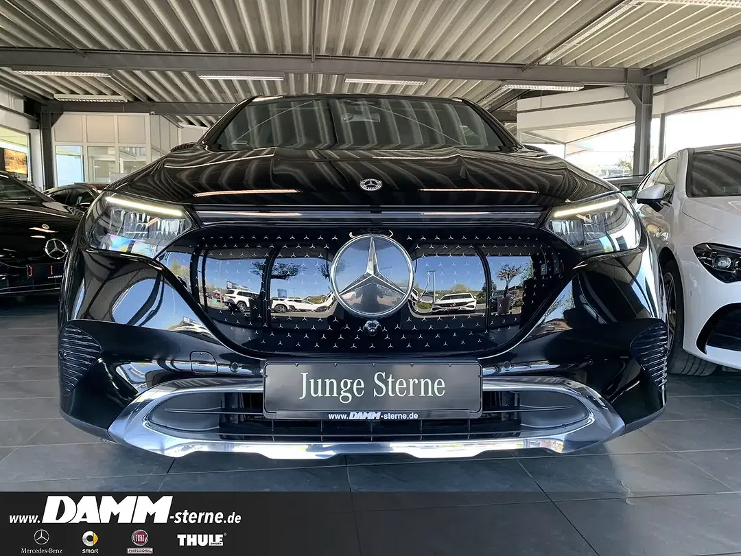 Mercedes-Benz EQE SUV 350 4MATIC - Thumbnail 5