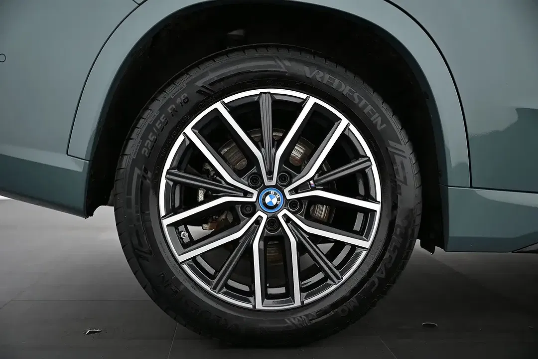 BMW X1 1.5 xDrive M Sport - Thumbnail 17