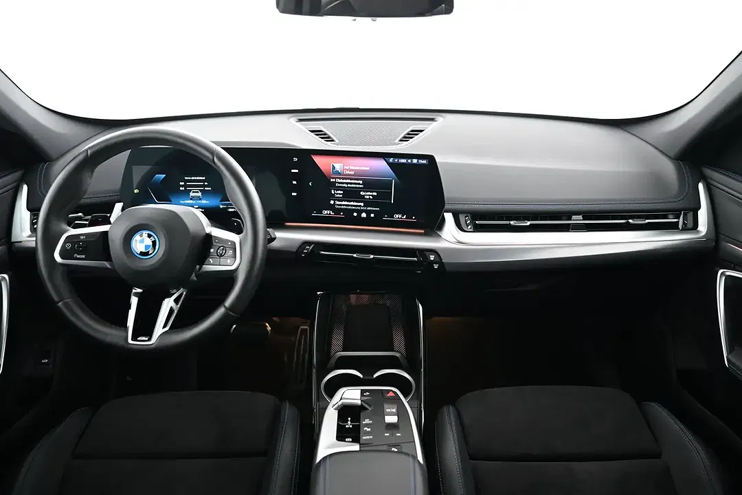 BMW X1 1.5 xDrive M Sport - Thumbnail 18