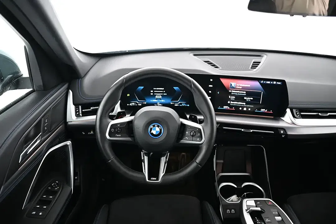 BMW X1 1.5 xDrive M Sport - Thumbnail 21
