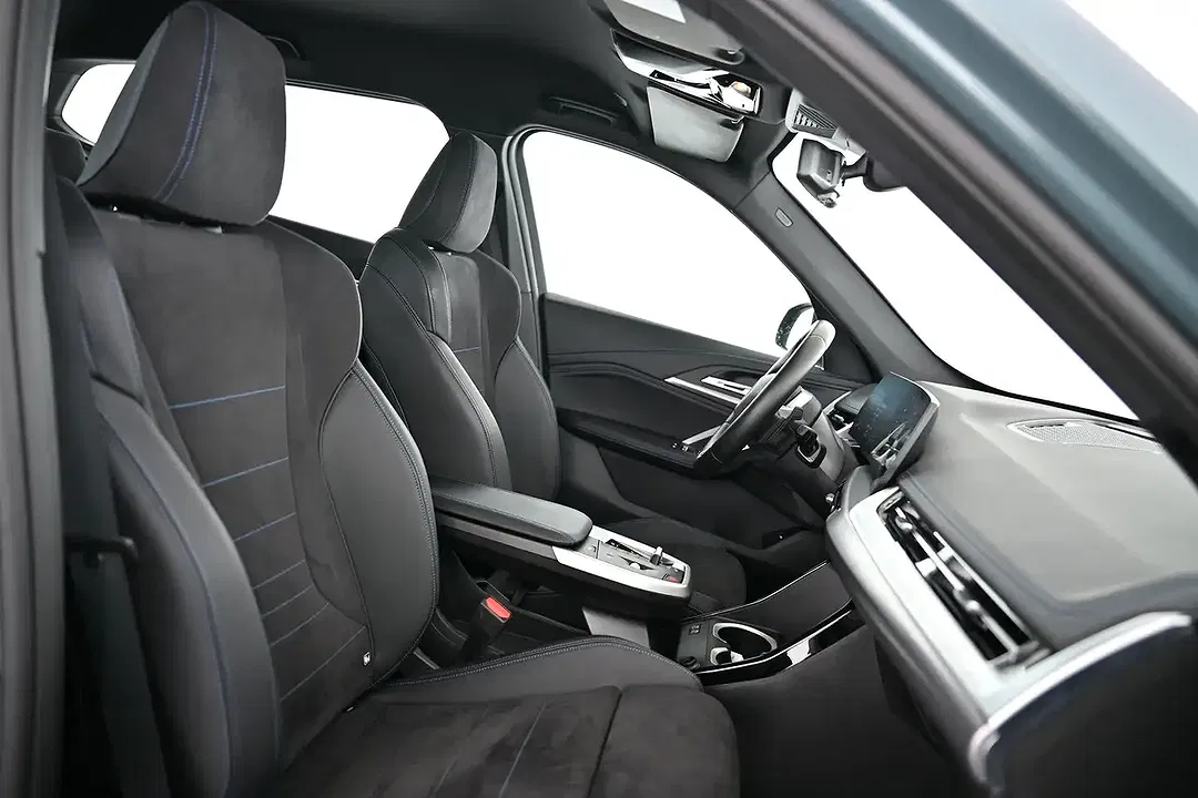 BMW X1 1.5 xDrive M Sport - Thumbnail 35