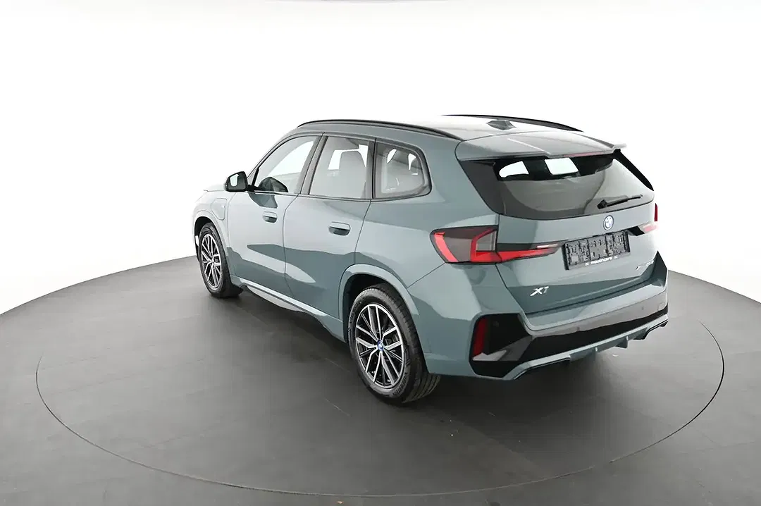 BMW X1 1.5 xDrive M Sport - Thumbnail 9