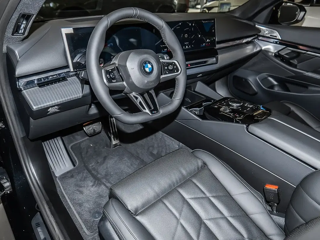 BMW 540 xDrive Touring M Sport Pro - Thumbnail 5