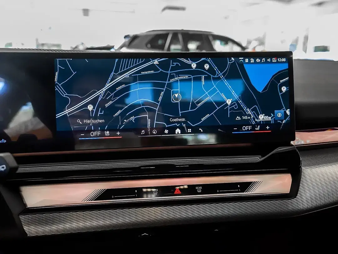 BMW 540 xDrive Touring M Sport Pro - Thumbnail 8