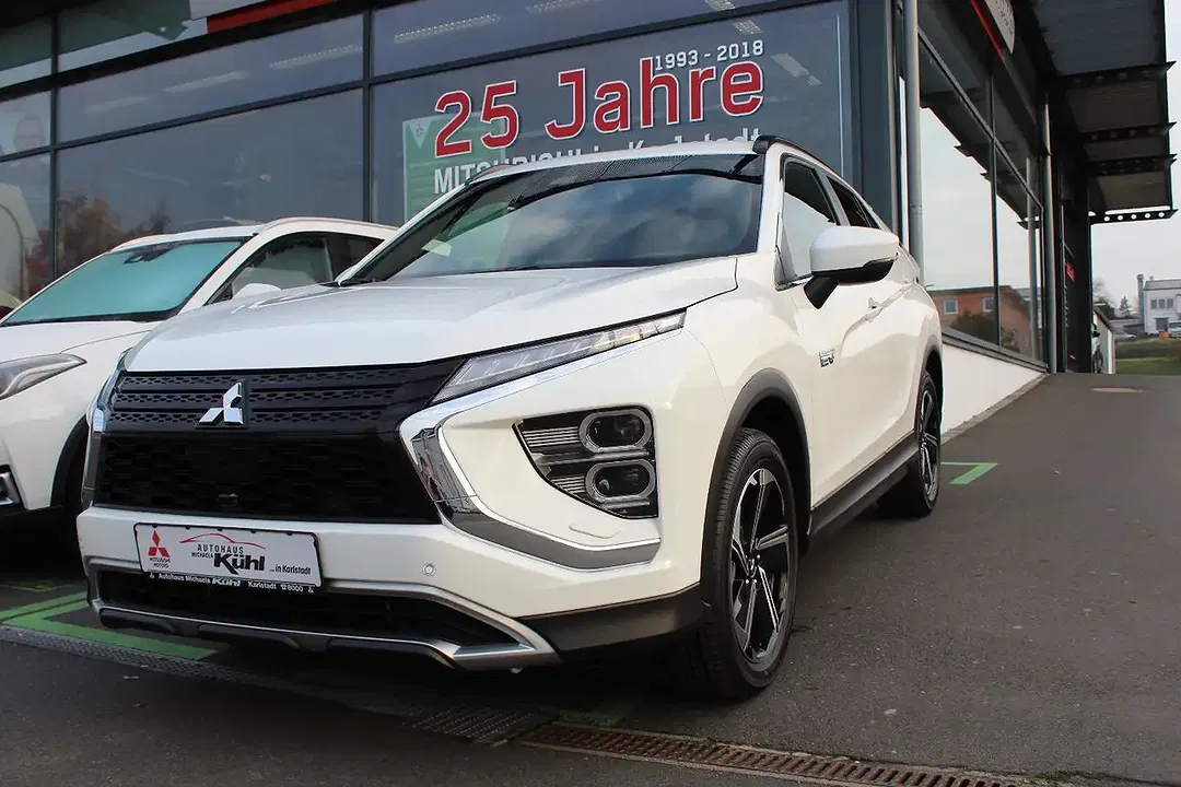 Mitsubishi Eclipse Cross PHEV 4WD - foto 1