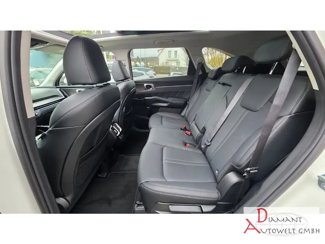 Kia Sorento 1.6 PHEV AWD - Thumbnail 10