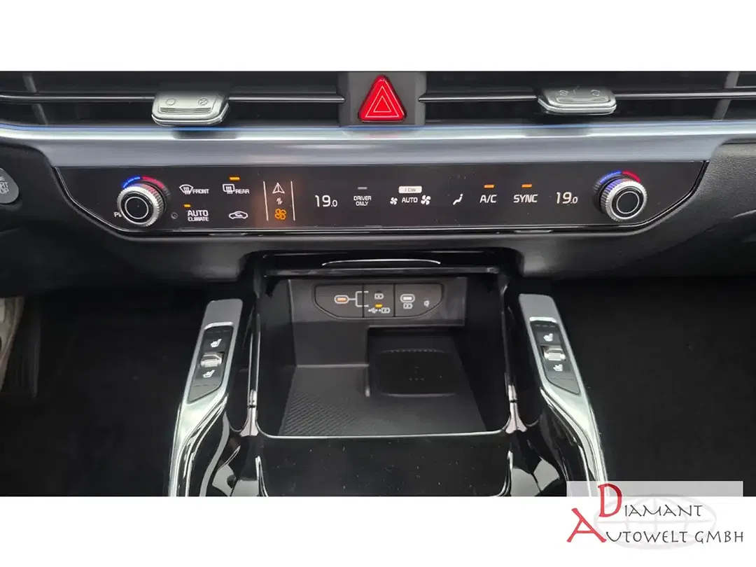 Kia Sorento 1.6 PHEV AWD - Thumbnail 14