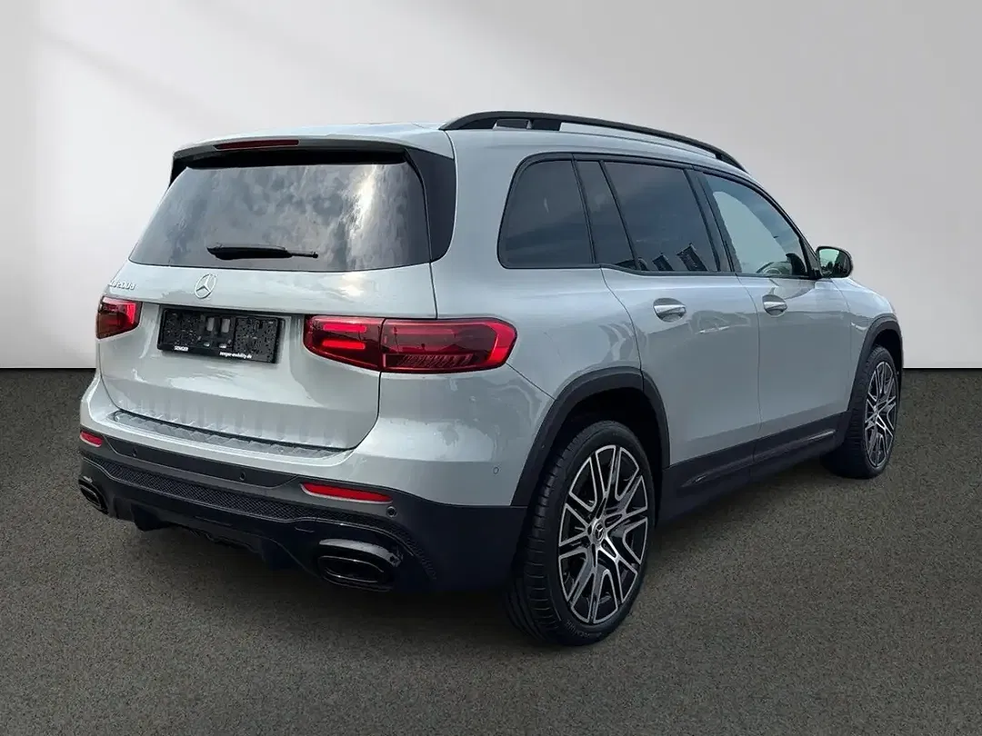 Mercedes-Benz GLB 200 AMG Edition Night - Thumbnail 3