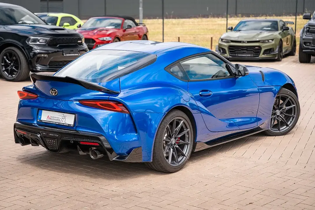 Toyota Supra - Thumbnail 13