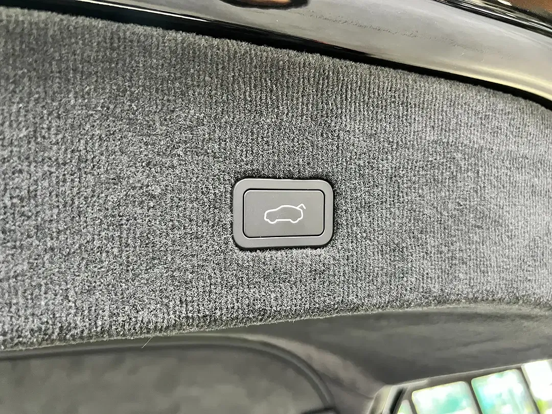 Lotus Eletre 4x4 EDS S - Thumbnail 13