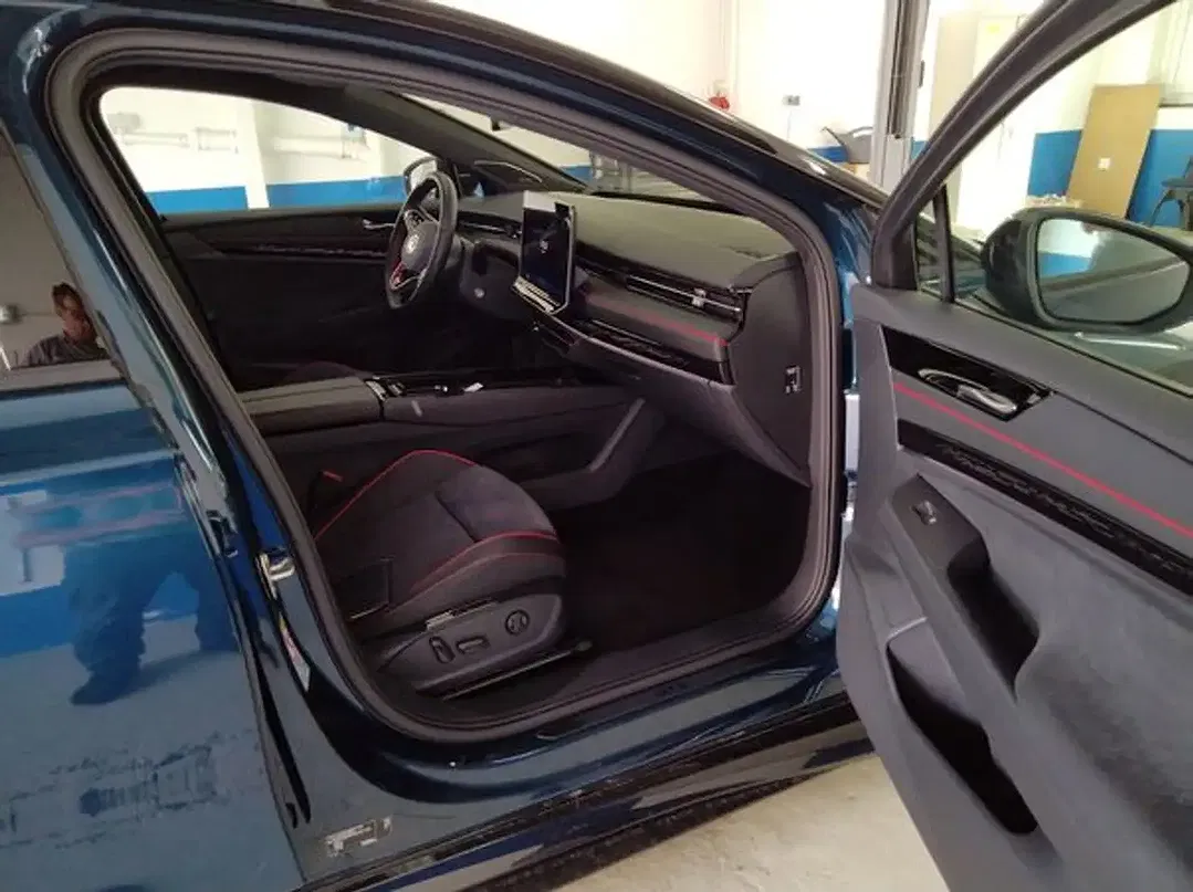 Volkswagen ID.7 - Thumbnail 3