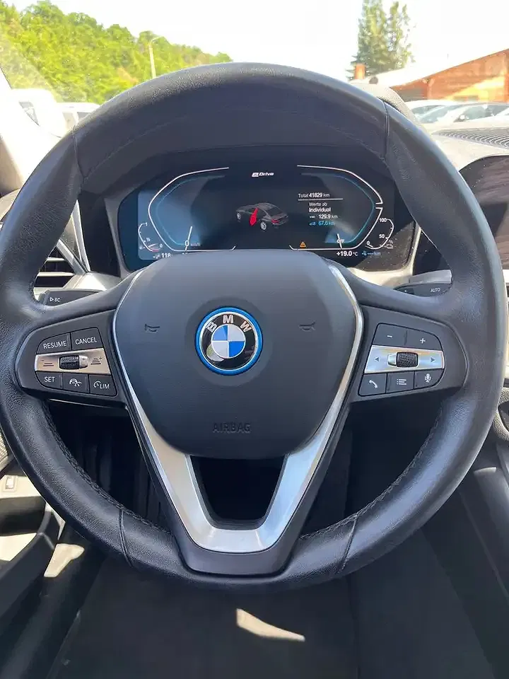 BMW 320 Hybrid - Thumbnail 11