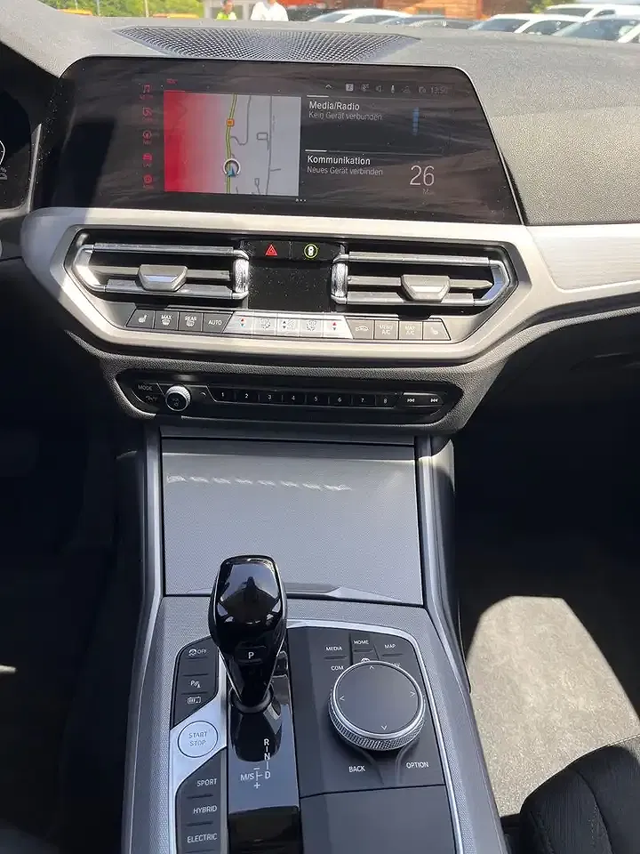 BMW 320 Hybrid - Thumbnail 13