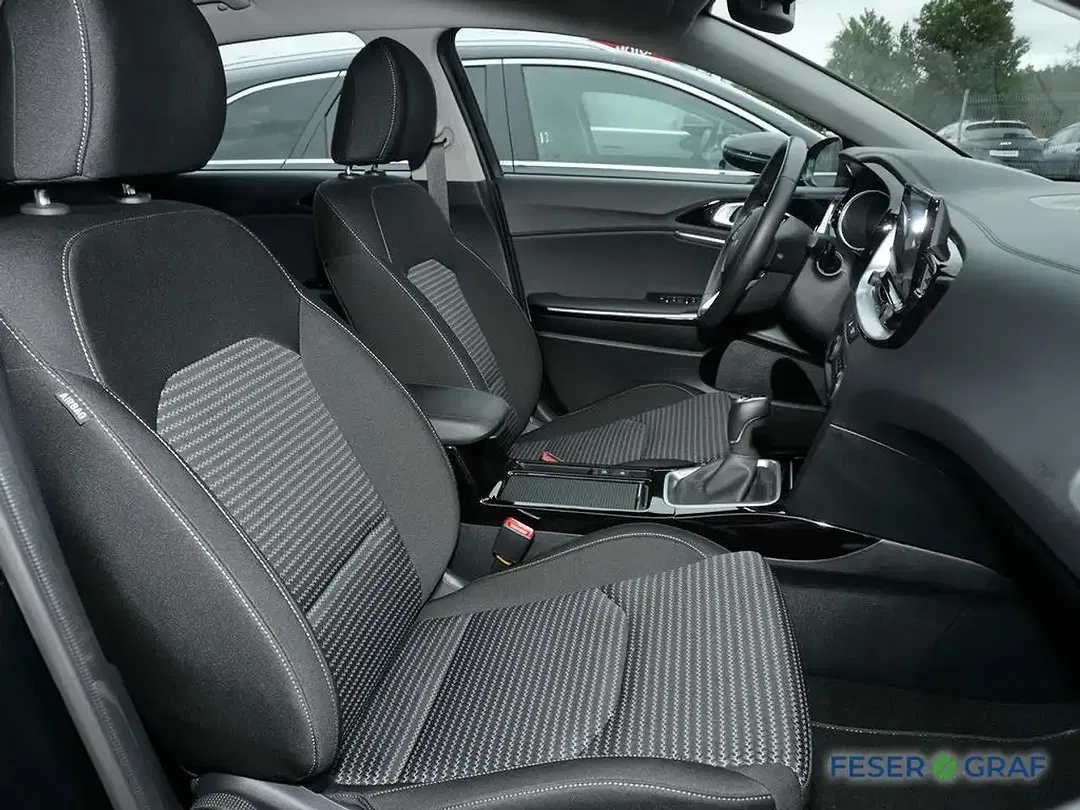 Kia Ceed / cee'd 1.5 Spirit - Thumbnail 4