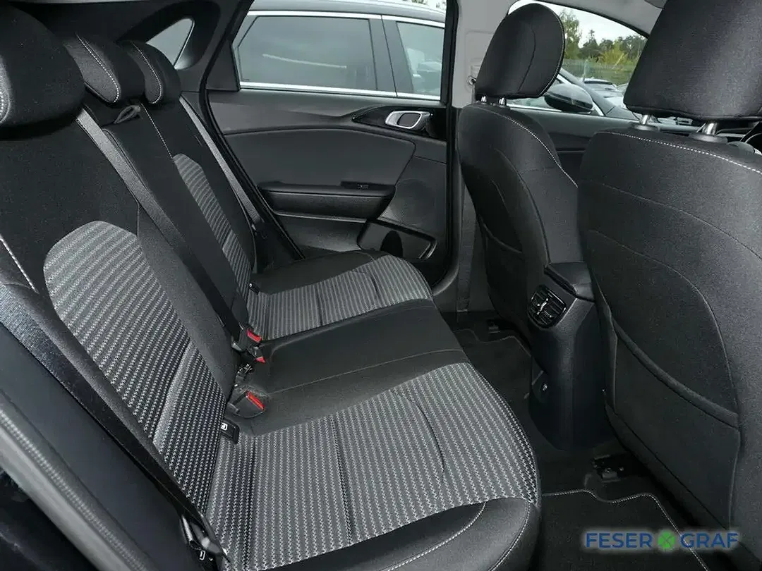 Kia Ceed / cee'd 1.5 Spirit - Thumbnail 5