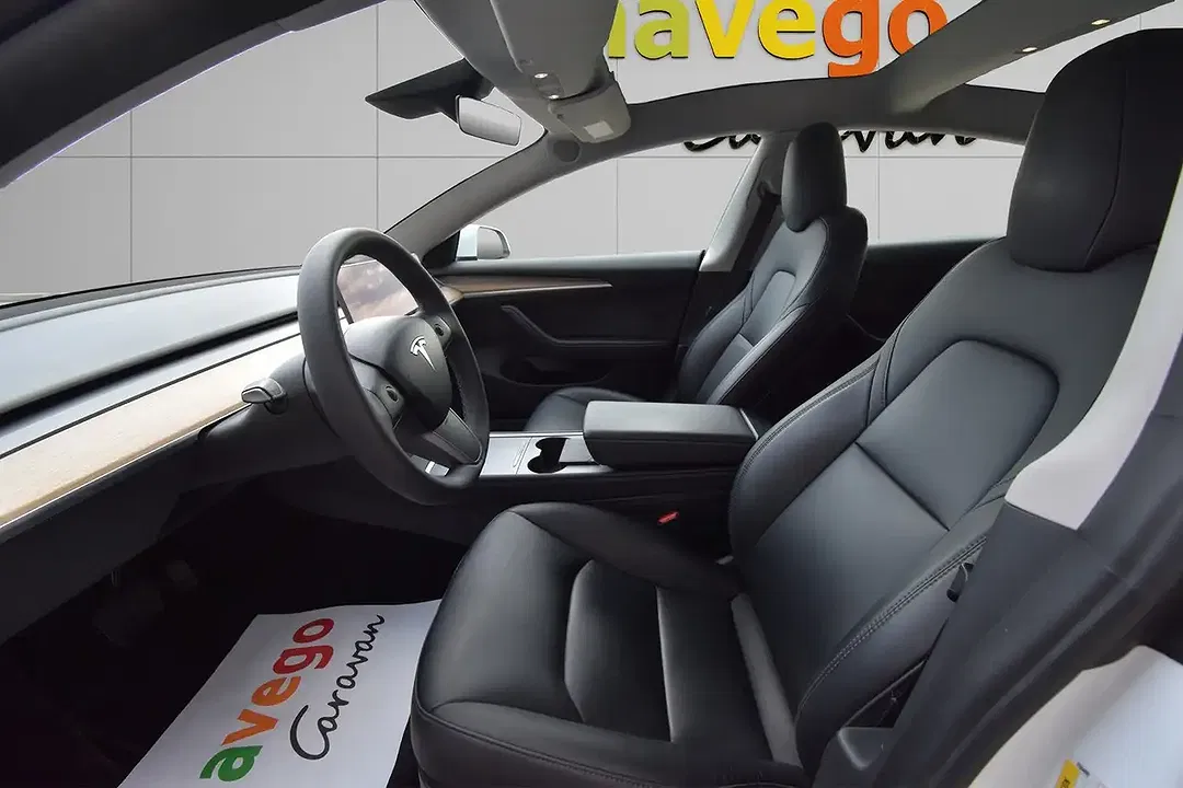 Tesla Model 3 RWD Standard Range - foto 14