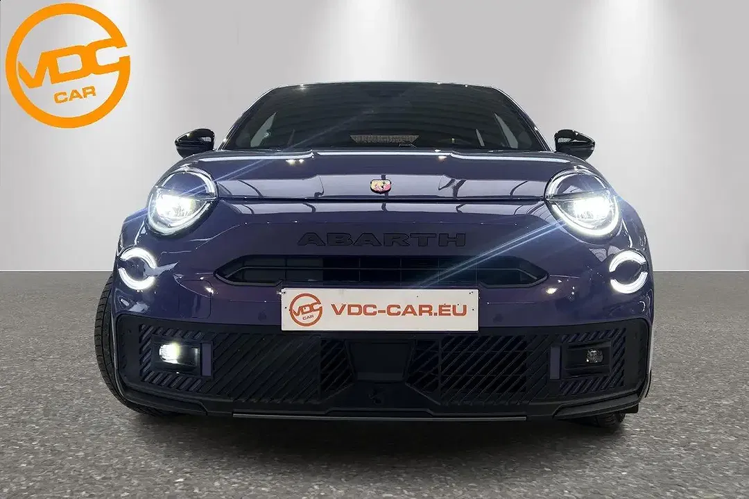 Abarth 600e Scorpionissima - Thumbnail 4