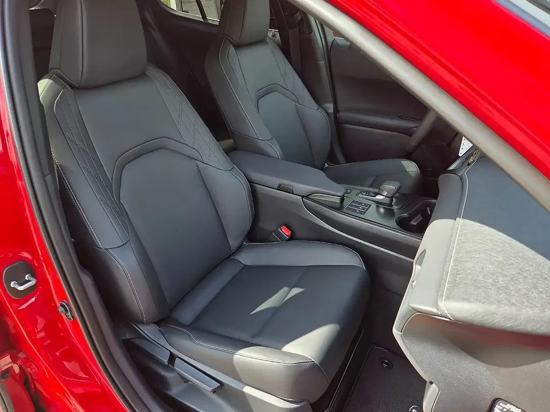 Lexus UX 300h F SPORT Design - Thumbnail 10