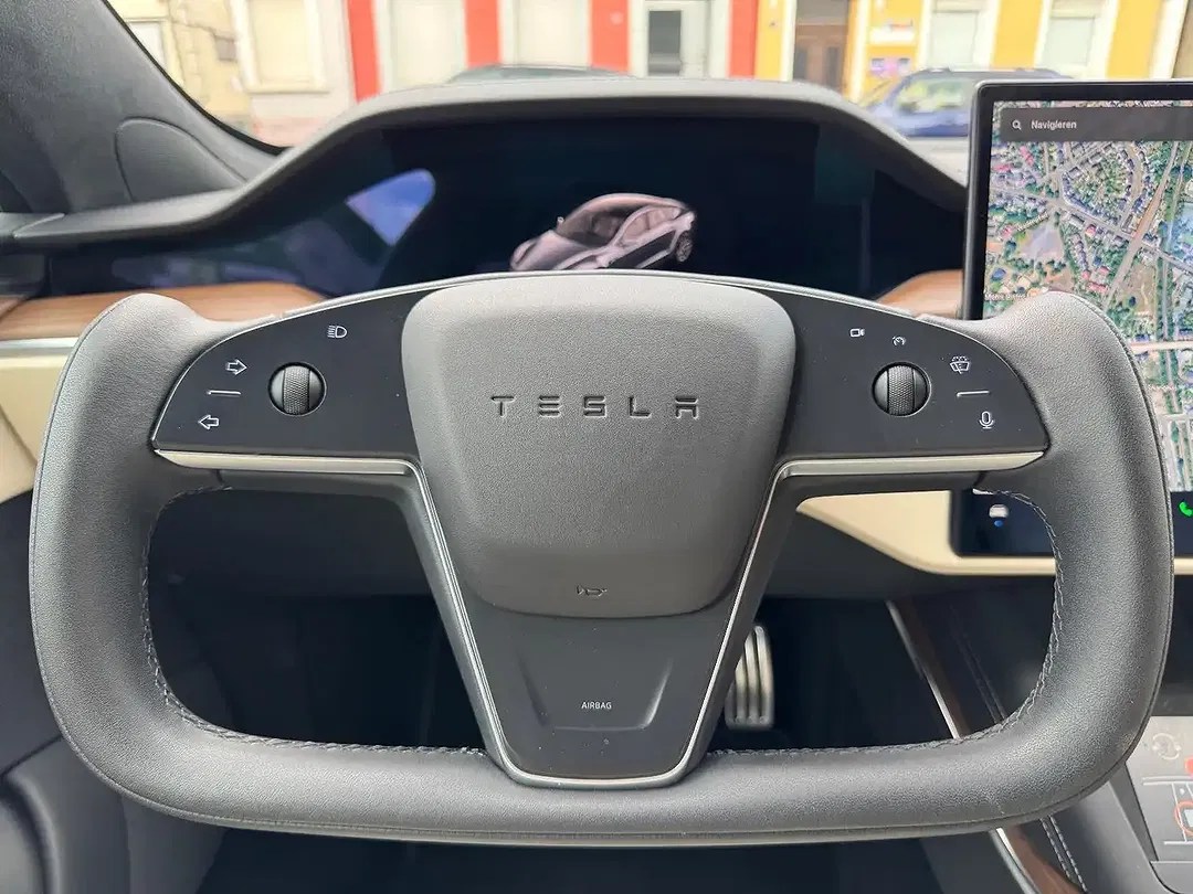 Tesla Model S Dual Motor Long Range - Thumbnail 14