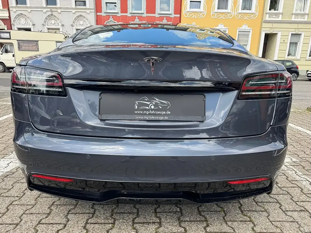 Tesla Model S Dual Motor Long Range - Thumbnail 4