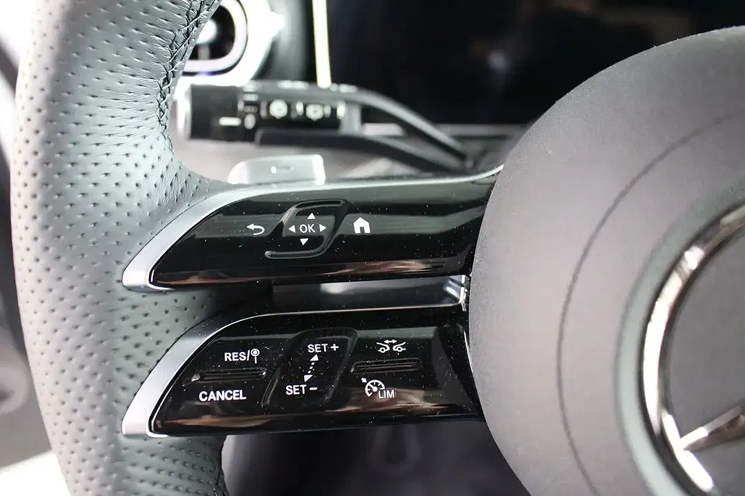 Mercedes-Benz C 220 AMG Burmester Premium Plus - Thumbnail 13
