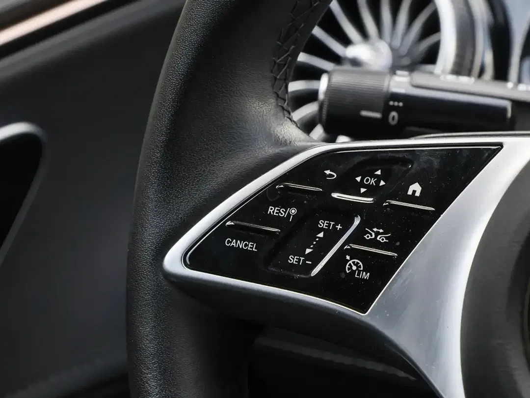 Mercedes-Benz EQE 350 Burmester - Thumbnail 10