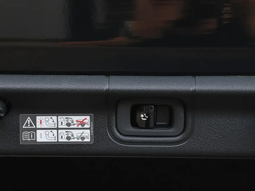 Mercedes-Benz EQE 350 Burmester - Thumbnail 14