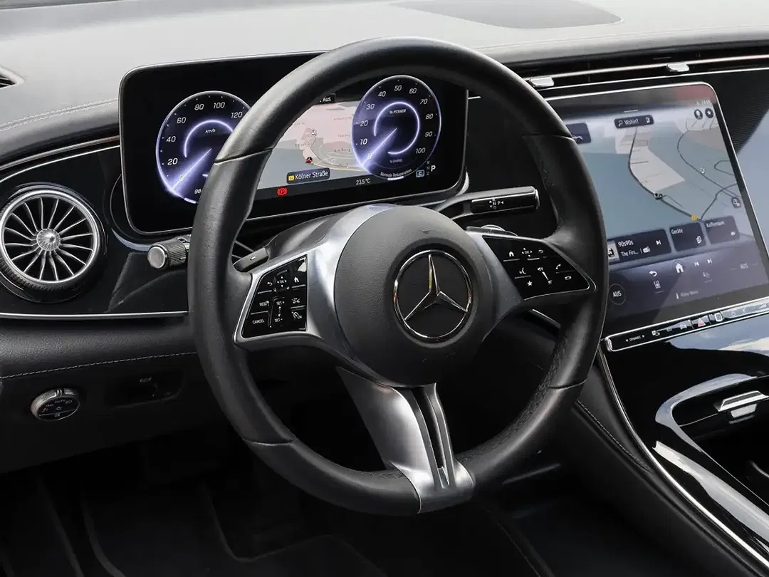 Mercedes-Benz EQE 350 Burmester - Thumbnail 15