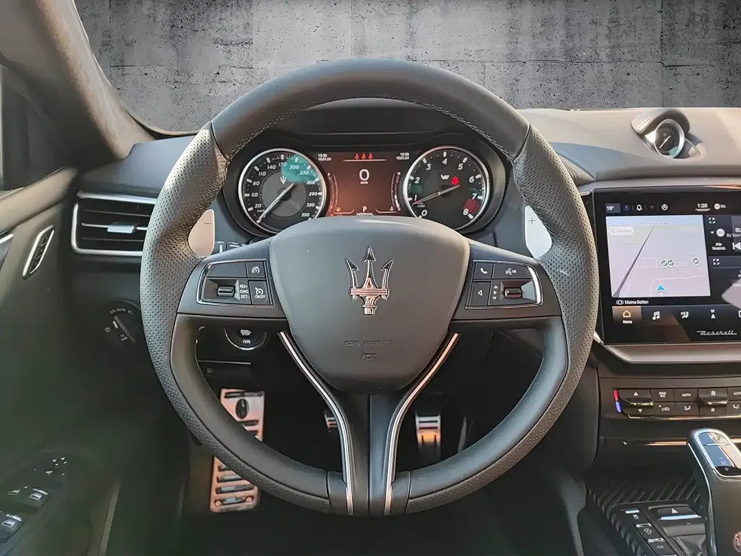 Maserati Ghibli Trofeo - Thumbnail 8