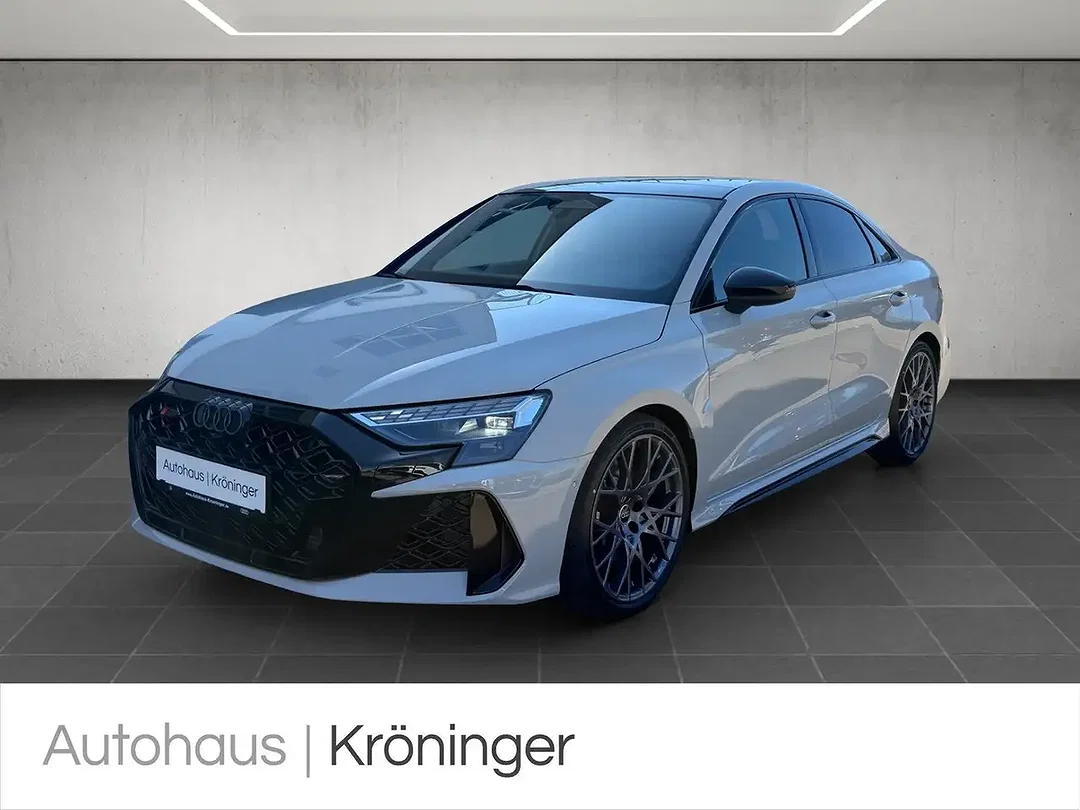 Audi RS3 2.5 TFSI quattro RS - Afbeelding 1