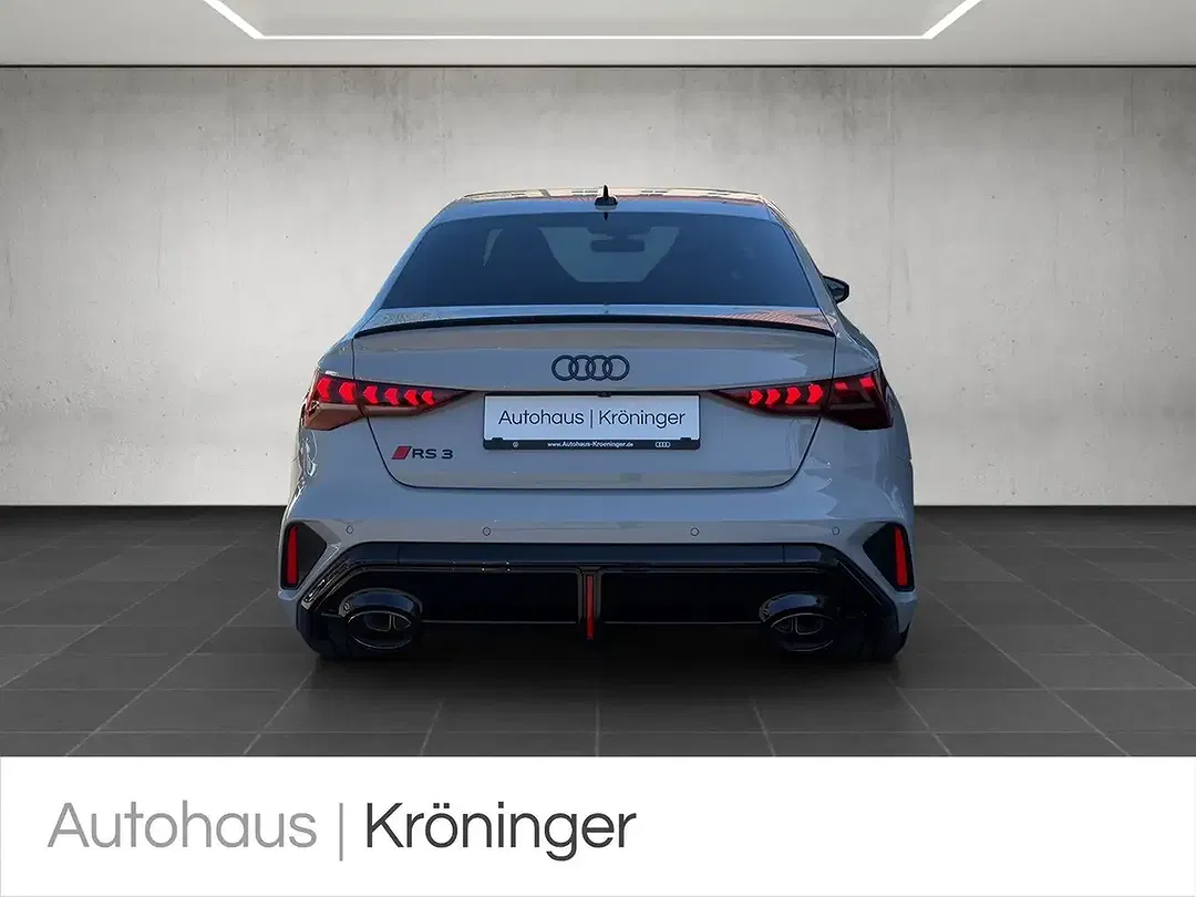 Audi RS3 2.5 TFSI quattro RS - Thumbnail 6