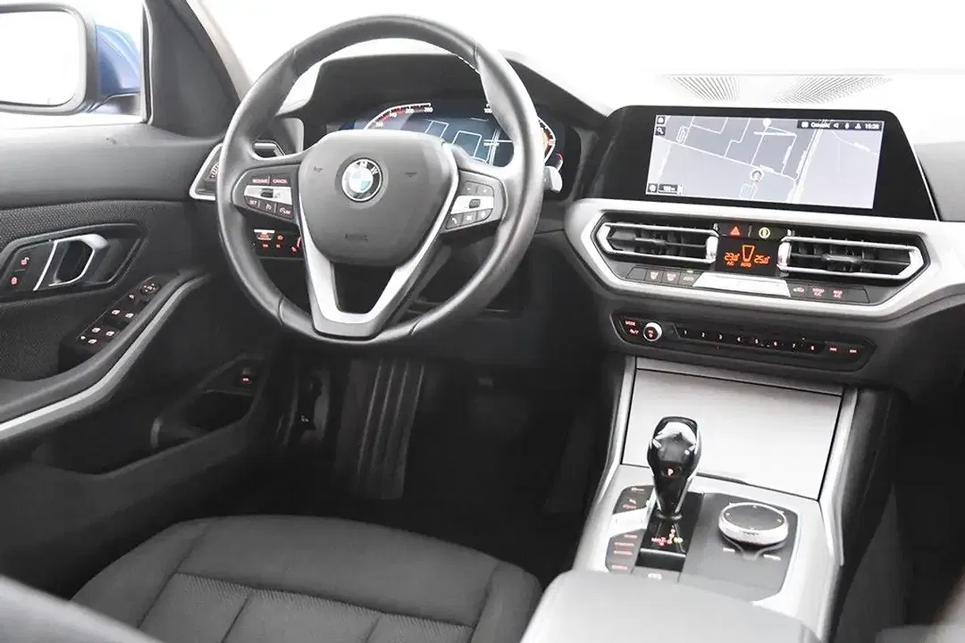 BMW 318 Touring - Thumbnail 6