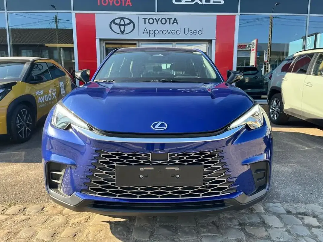 Lexus LBX - foto 2
